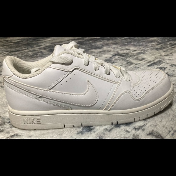 Nike Air Force 1 Low Casual Sneakers - Picture 8 of 9